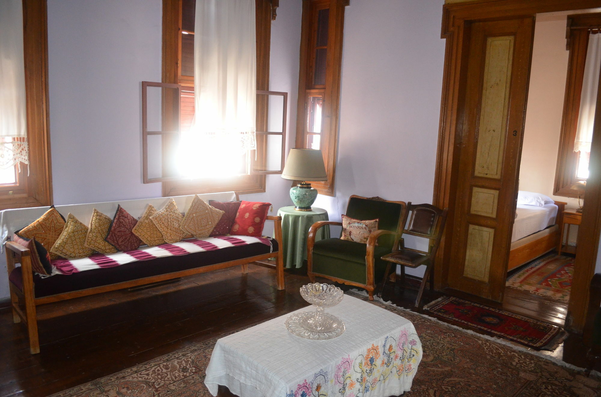 Bonjour Pension Ayvalik Luaran gambar