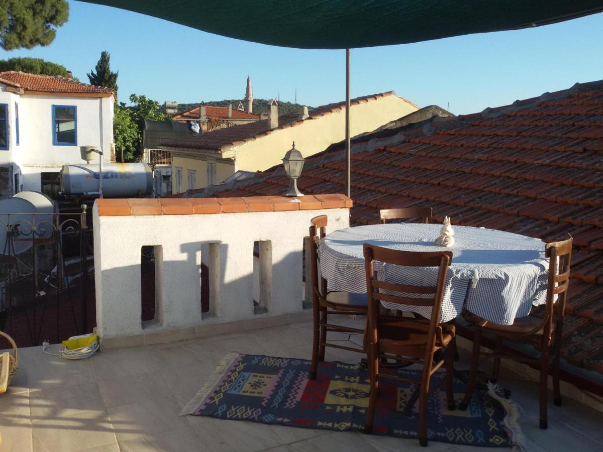 Bonjour Pension Ayvalik Luaran gambar