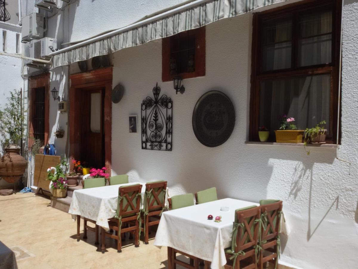 Bonjour Pension Ayvalik Luaran gambar